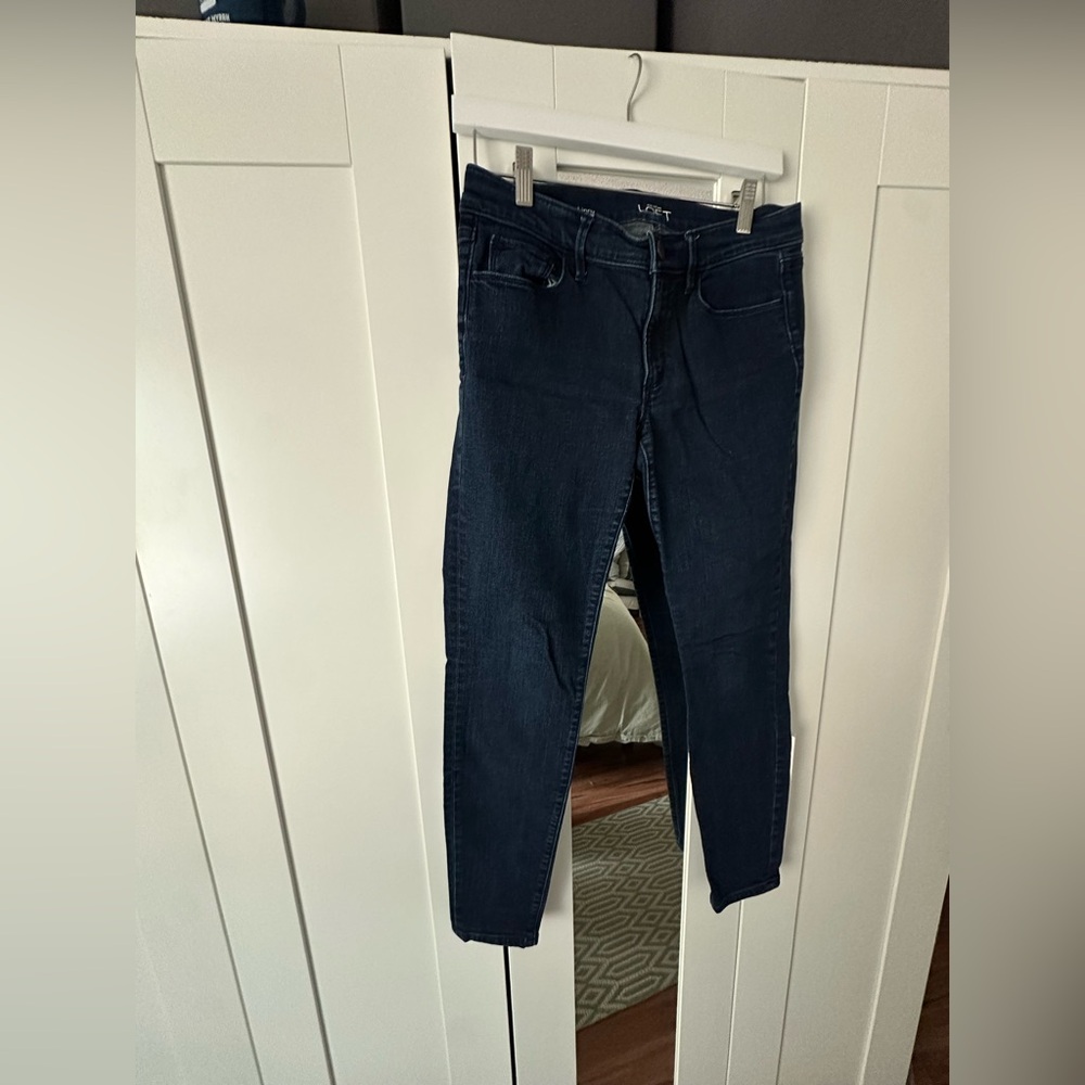LOFT Skinny Jeans Women's Dark Wash Skinny Jeans Classic Clean Style 6